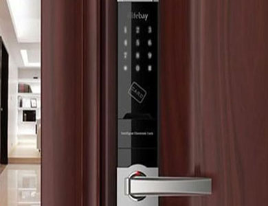 成都市24小时上门开锁公司